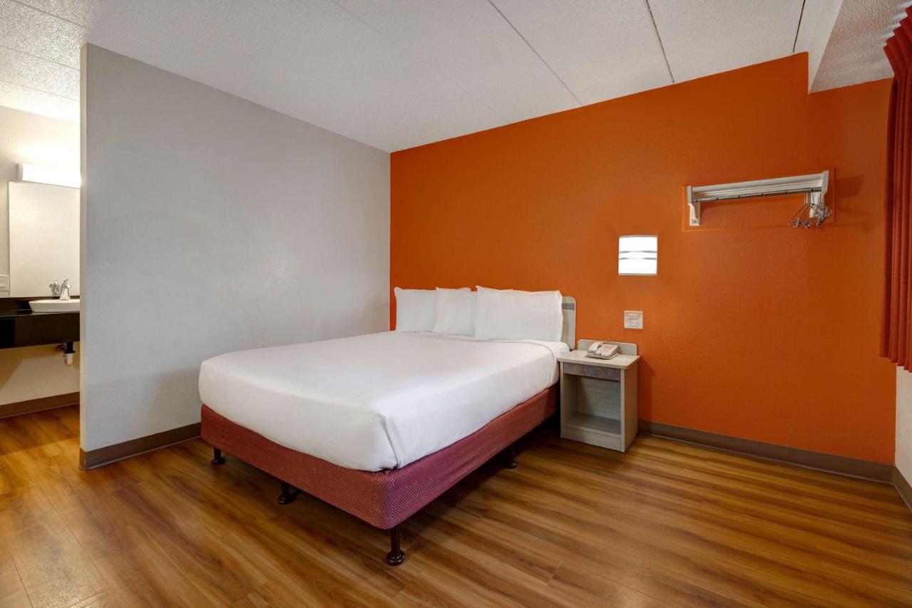 Motel 6-Lakeville, Mn - South - ليكفيل المظهر الخارجي الصورة