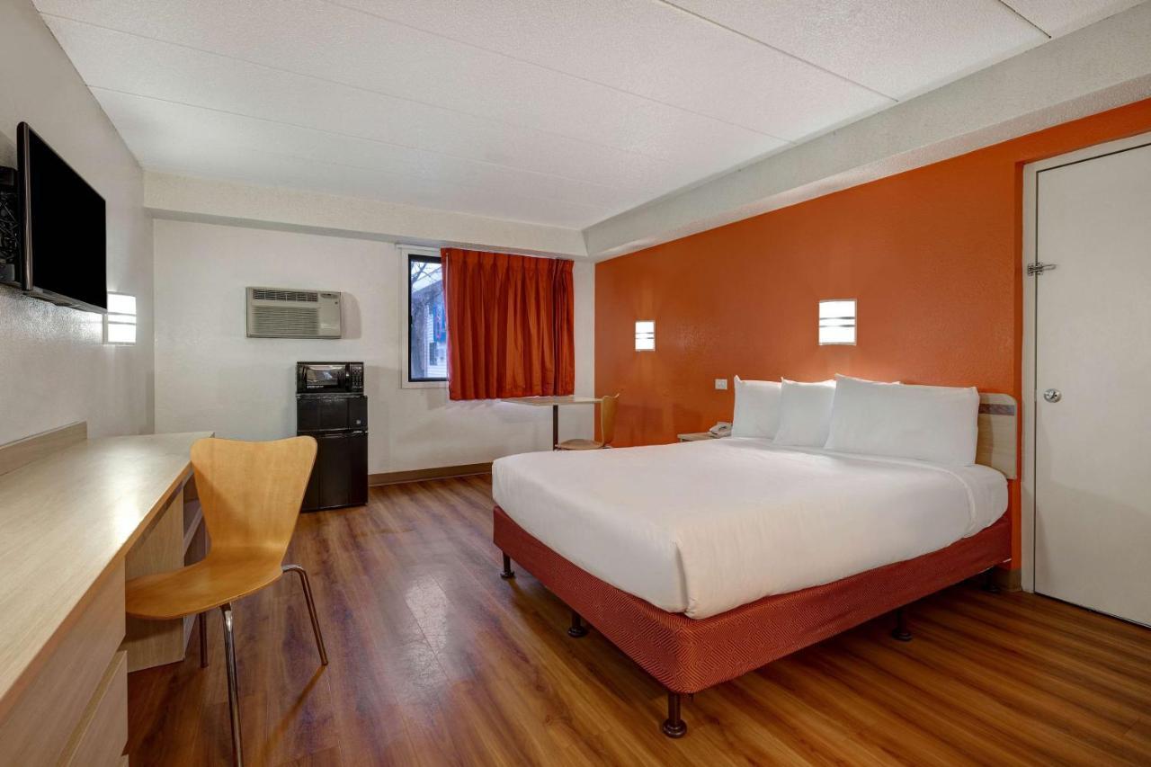 Motel 6-Lakeville, Mn - South - ليكفيل المظهر الخارجي الصورة