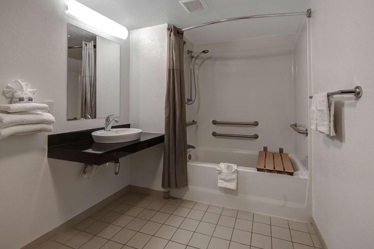 Motel 6-Lakeville, Mn - South - ليكفيل المظهر الخارجي الصورة