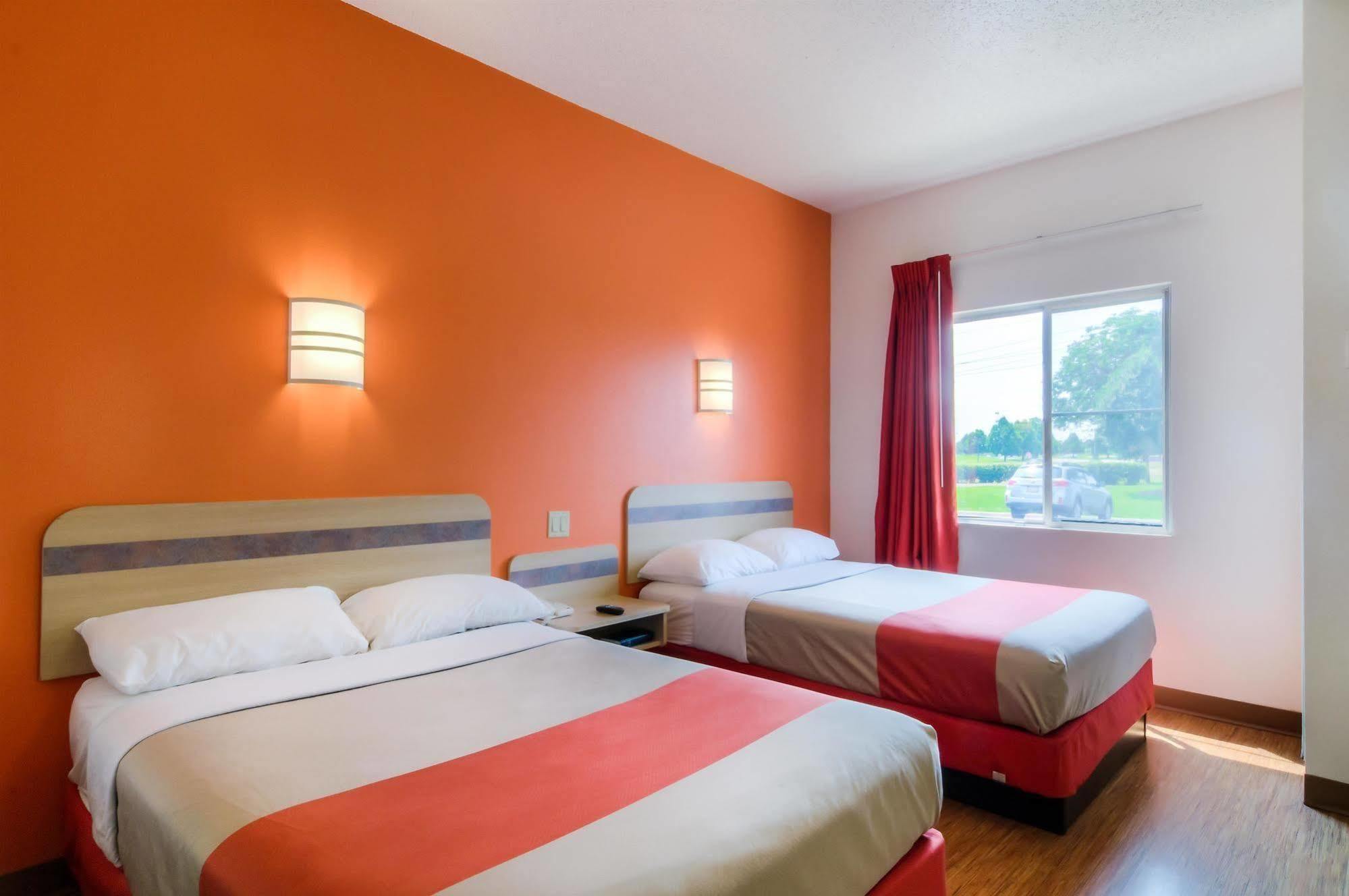 Motel 6-Lakeville, Mn - South - ليكفيل المظهر الخارجي الصورة